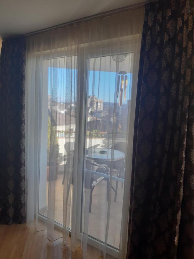 Nish 7 Apartamento Veliko Tŭrnovo Exterior foto
