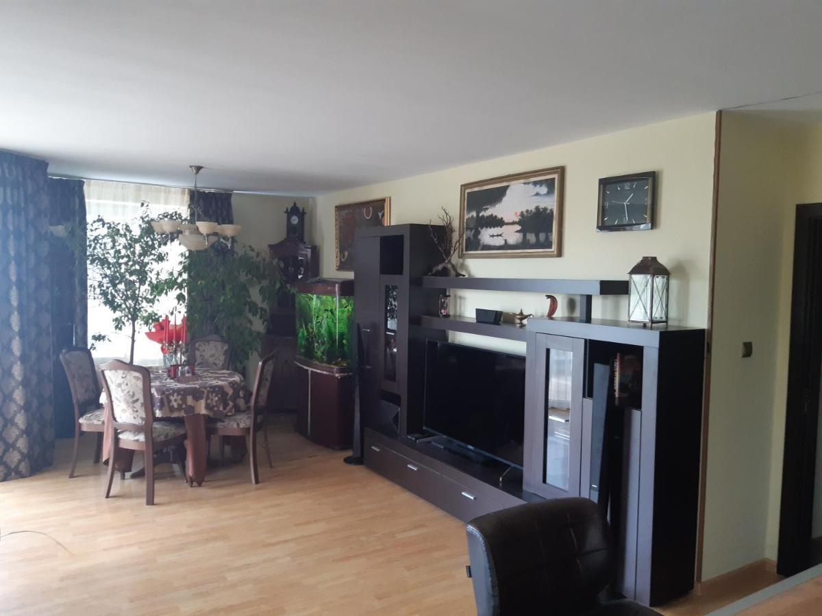 Nish 7 Apartamento Veliko Tŭrnovo Exterior foto