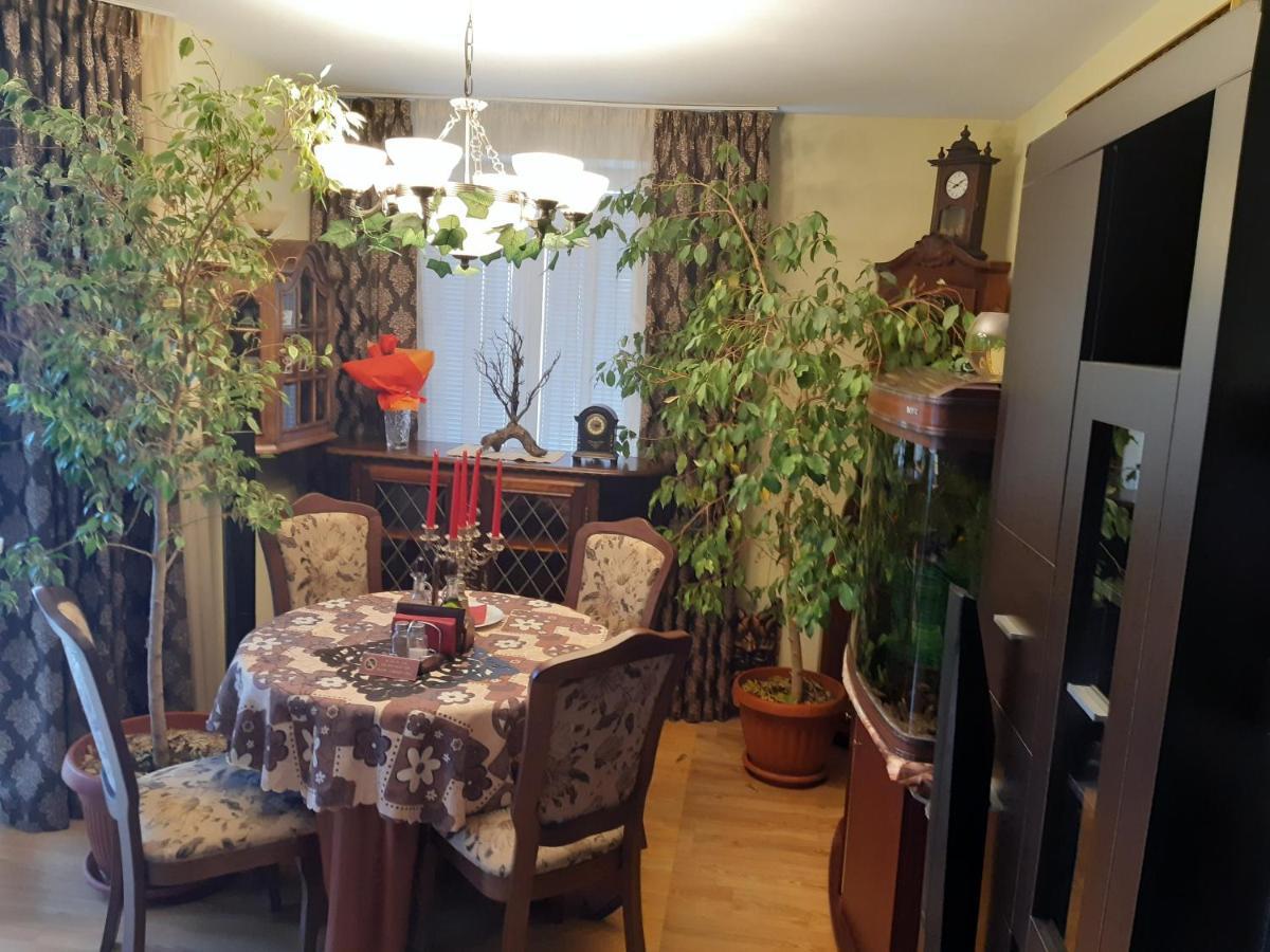 Nish 7 Apartamento Veliko Tŭrnovo Exterior foto